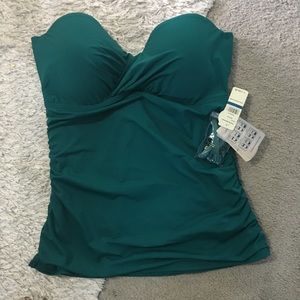 Beautiful NWT Tommy Bahama tankini